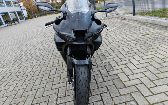 Gebrauchtmotorrad Honda CBR1000RR-R Fireblade - Bild 9