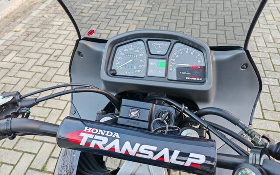 Gebrauchtmotorrad Honda XL 600V Transalp - Bild 10