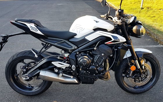 Neufahrzeug Triumph Street Triple R - Bild 4