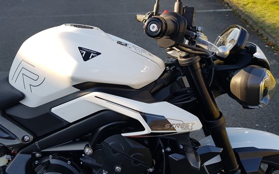 Neufahrzeug Triumph Street Triple R - Bild 5