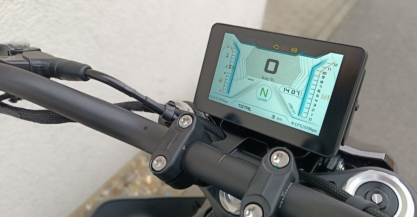 Angebot QJ Motor SRK 600 PRO