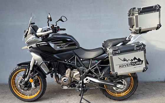 Gebrauchtmotorrad QJ Motor SRT 700 SX - Bild 2