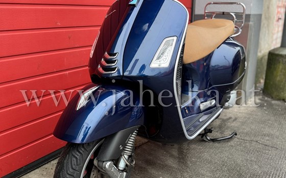 Gebrauchtmotorrad Vespa GTS 300 - Bild 5