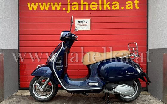 Gebrauchtmotorrad Vespa GTS 300 - Bild 2