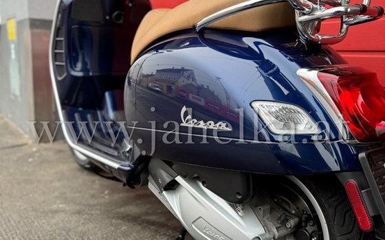 Gebrauchtmotorrad Vespa GTS 300 - Bild 6