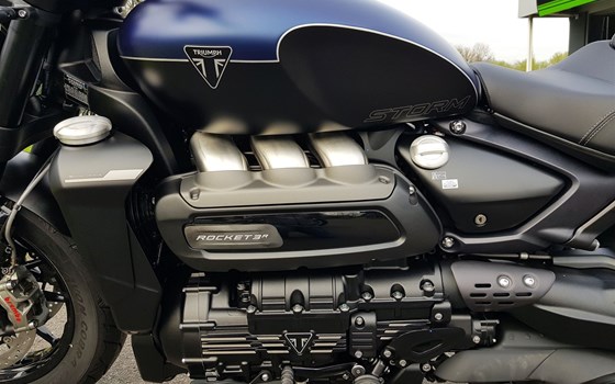 Neufahrzeug Triumph Rocket 3 Storm R - Bild 8