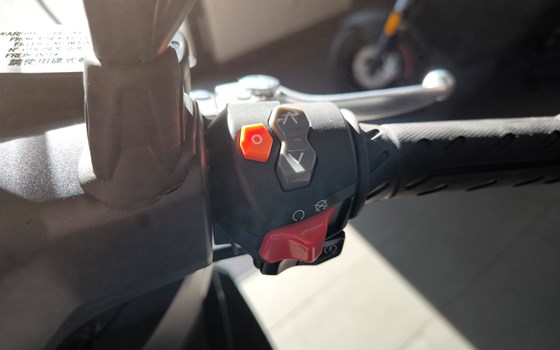 Neufahrzeug Kymco Downtown GT 350i TCS - Bild 10