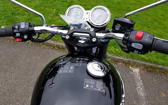Gebrauchtmotorrad Triumph Bonneville T120 - Bild 7