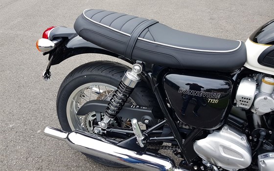 Gebrauchtmotorrad Triumph Bonneville T120 - Bild 9