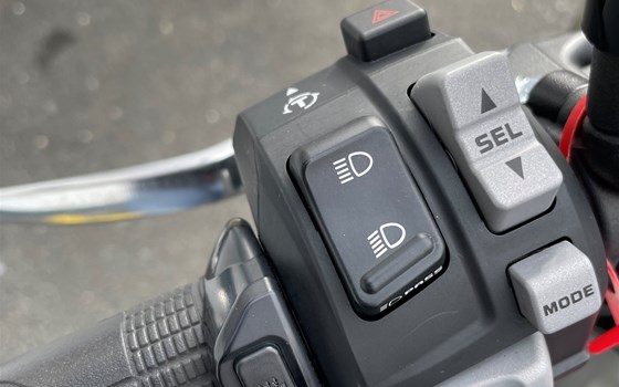 Gebrauchtmotorrad Honda CB 1000 R - Bild 5