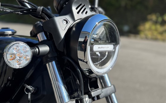 Neufahrzeug QJ Motor SRV 125 - Bild 7