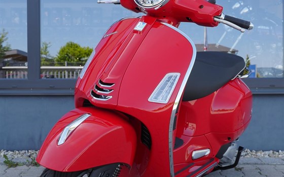 Neufahrzeug Vespa GTS 125 - Bild 18