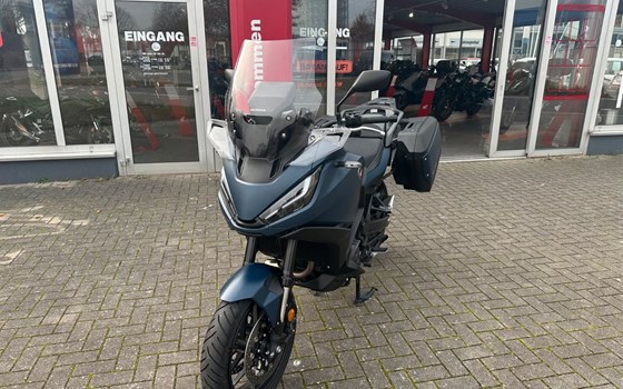 Gebrauchtmotorrad Honda NT1100 - Bild 2