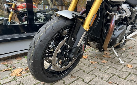 Gebrauchtmotorrad Triumph Speed Twin 1200 RS - Bild 12