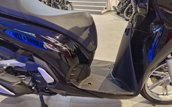 Gebrauchtmotorrad Honda SH350i - Bild 4