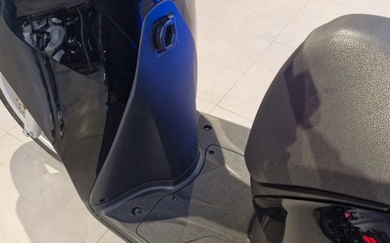 Gebrauchtmotorrad Honda SH350i - Bild 9