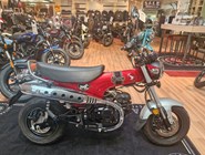 Honda Dax 125