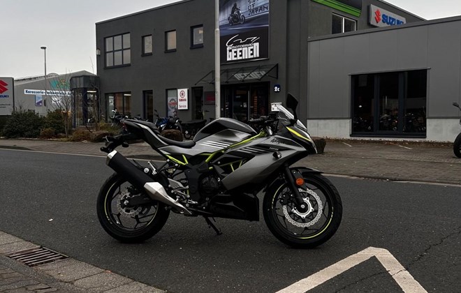 Kawasaki Ninja 125