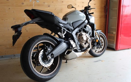 Gebrauchtmotorrad Honda CB650R - Bild 3