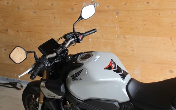 Gebrauchtmotorrad Honda CB650R - Bild 9