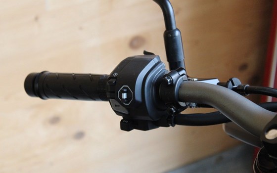 Gebrauchtmotorrad Honda CB650R - Bild 9