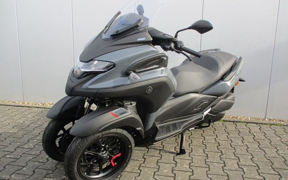 Gebrauchtmotorrad Yamaha Tricity 300 - Bild 2