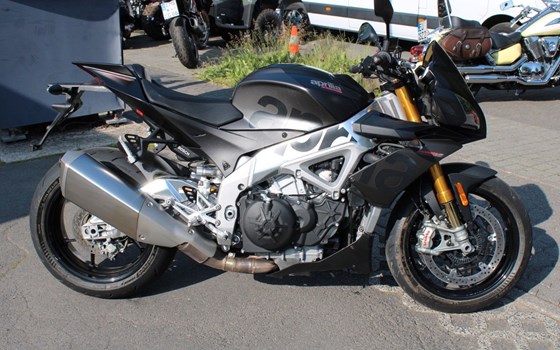 Gebrauchtmotorrad Aprilia Tuono V4 1100 Factory - Bild 15
