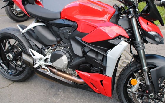 Gebrauchtmotorrad Ducati Streetfighter V2 - Bild 8