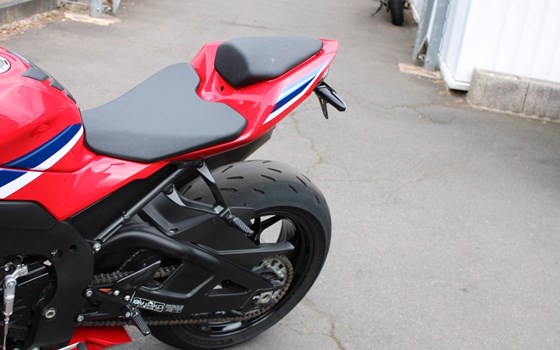 Gebrauchtmotorrad Honda CBR1000RR-R Fireblade - Bild 12
