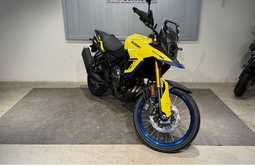 Neumotorrad Suzuki V-Strom 800DE