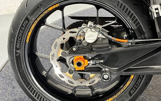 Gebrauchtmotorrad KTM 790 Duke - Bild 19