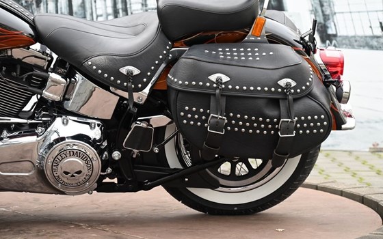 Gebrauchtmotorrad Harley-Davidson Softail Heritage Classic Anniversary - Bild 12