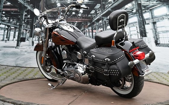 Gebrauchtmotorrad Harley-Davidson Softail Heritage Classic Anniversary - Bild 14