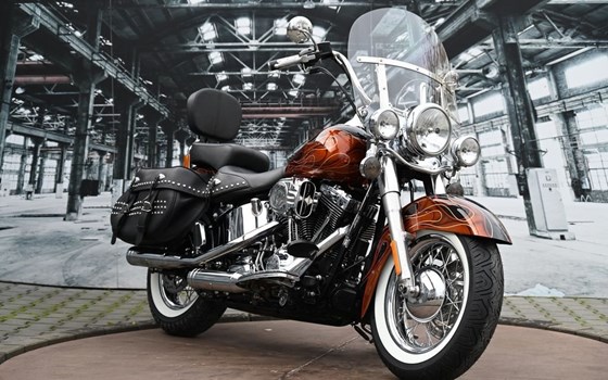 Gebrauchtmotorrad Harley-Davidson Softail Heritage Classic Anniversary - Bild 6