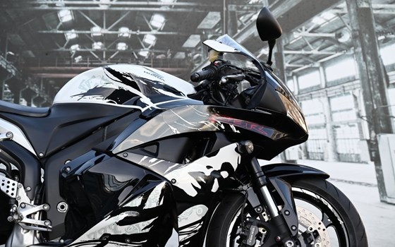 Gebrauchtmotorrad Honda CBR600RR - Bild 4