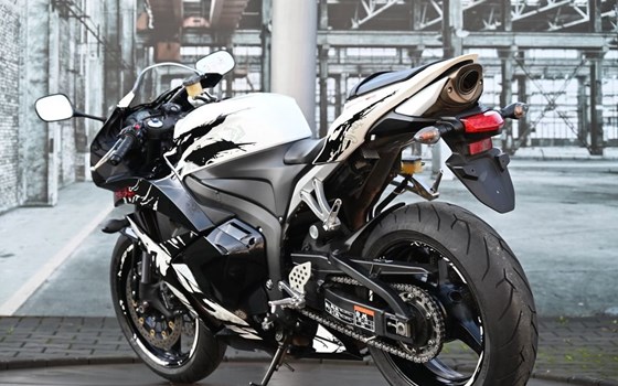 Gebrauchtmotorrad Honda CBR600RR - Bild 9