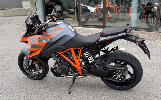 Gebrauchtmotorrad KTM 1290 Super Duke GT - Bild 10