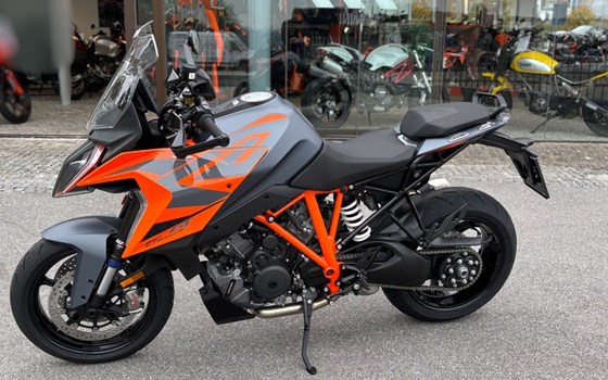 Gebrauchtmotorrad KTM 1290 Super Duke GT - Bild 11