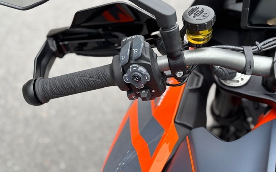 Gebrauchtmotorrad KTM 1290 Super Duke GT - Bild 15