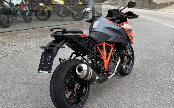 Gebrauchtmotorrad KTM 1290 Super Duke GT - Bild 8