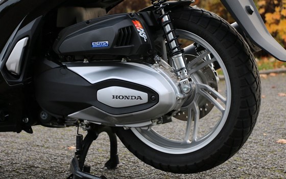 Gebrauchtmotorrad Honda SH350i - Bild 5