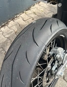 Gebrauchtmotorrad Husqvarna 701 Supermoto - Bild 6