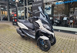 Neumotorrad Piaggio MP3 400 Sport