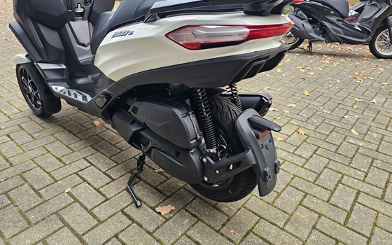 Neufahrzeug Piaggio MP3 400 Sport - Bild 9
