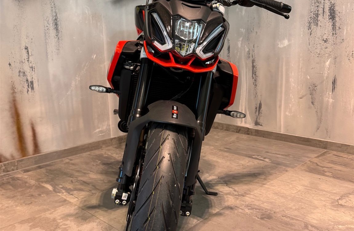 Angebot Aprilia Tuono 457