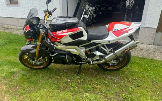Gebrauchtmotorrad Aprilia RSV 1000 Tuono R - Bild 4