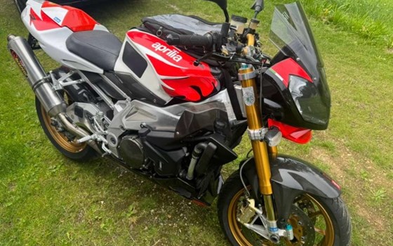 Gebrauchtmotorrad Aprilia RSV 1000 Tuono R - Bild 12