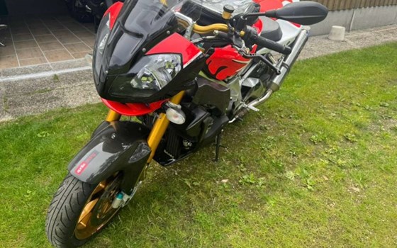 Gebrauchtmotorrad Aprilia RSV 1000 Tuono R - Bild 10
