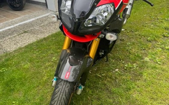 Gebrauchtmotorrad Aprilia RSV 1000 Tuono R - Bild 1