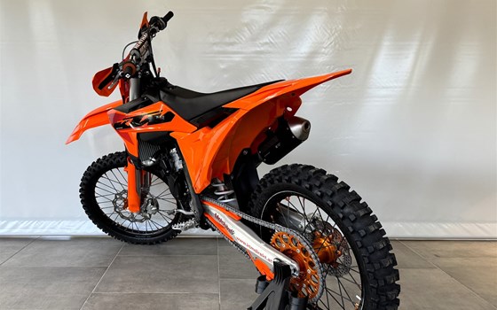 Gebrauchtmotorrad KTM 125 SX - Bild 5